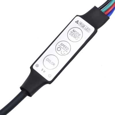 Comando preto para fita de LED RGB com botões e fios coloridos