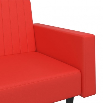 Sofá vermelho com tecido e costuras verticais no encosto e braço rectangular