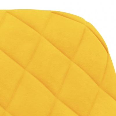 Utensílio de cozinha amarelo acolchoado com padrão de losangos