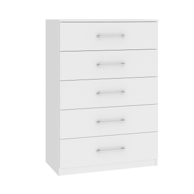 Cômoda branca com cinco gavetas e puxadores metálicos
