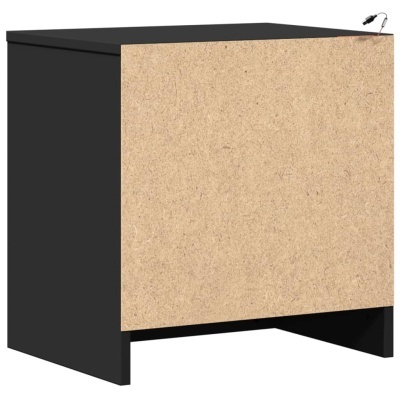 Móvel preto com porta castanho claro texturizada