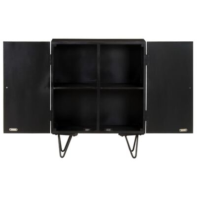 Armário de parede preto com duas portas abertas e quatro compartimentos internos