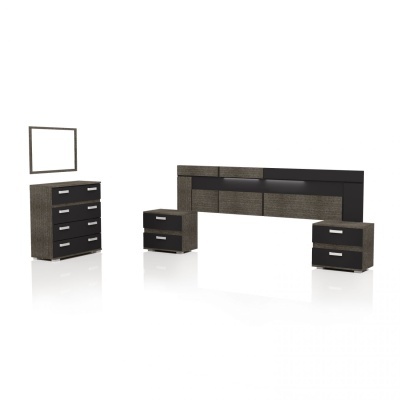 Conjunto de móveis para quarto em madeira escura e cinza texturada com cômoda, mesas de cabeceira e cabeceira com gavetas