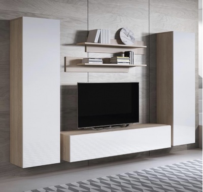 Conjunto de móveis para sala em madeira clara e branco com TV e prateleira de parede