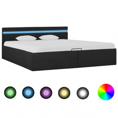 Cama dupla preta com cabeceira iluminada azul e almofadas brancas