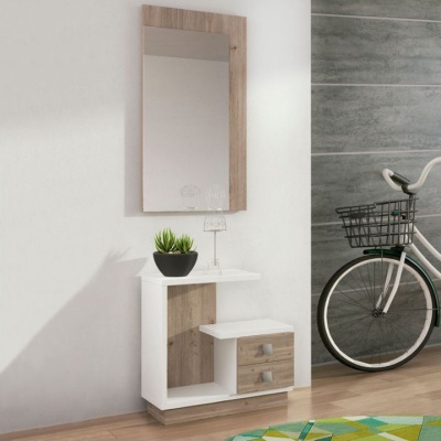 Móvel de entrada branco e madeira com espelho, planta e bicicleta ao fundo