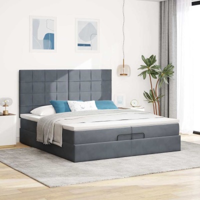 Cama estofada cinza com cabeceira almofadada quadrada e decoração de quarto moderna