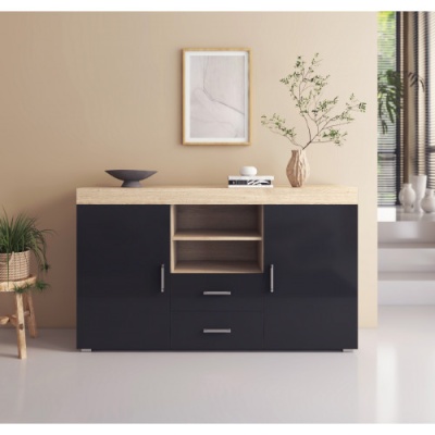 Móvel de arrumação em madeira preta e tampo beje com decoração minimalista