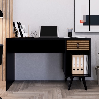 Secretária moderna preta com gaveta em palha e arquivos em papel bege em ambiente de escritório