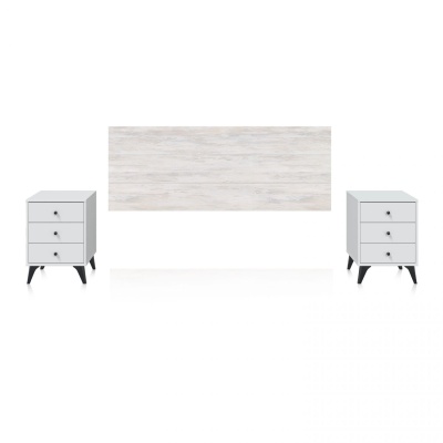 Conjunto móveis composto por duas mesas de cabeceira brancas com três gavetas e puxadores circulares, cabeceira retangular de madeira clara.