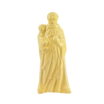 Estatueta bege claro de figura humana com criança ao colo