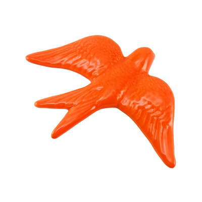 Estatueta cerâmica de pássaro laranja em voo