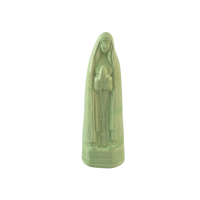 Estátua verde da Virgem Maria em cerâmica com base escrita FATIMA PORTUGAL