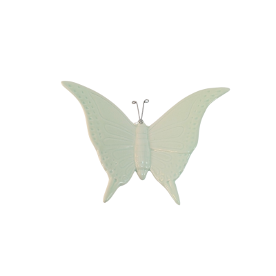 Borboleta decorativa de cerâmica branca com antenas metálicas