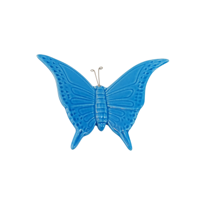 Borboleta decorativa de cerâmica azul com antenas metálicas