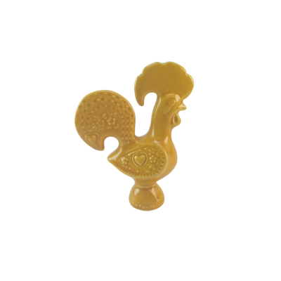 Figura decorativa de galo amarelo-mostarda com padrões em relevo