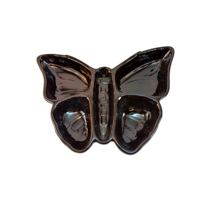 Prato cerâmico preto em forma de borboleta com vários compartimentos