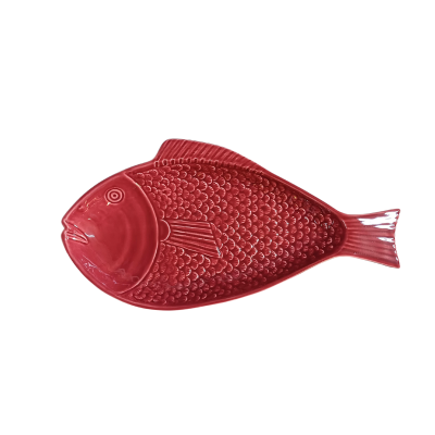 Prato vermelho em cerâmica com forma de peixe