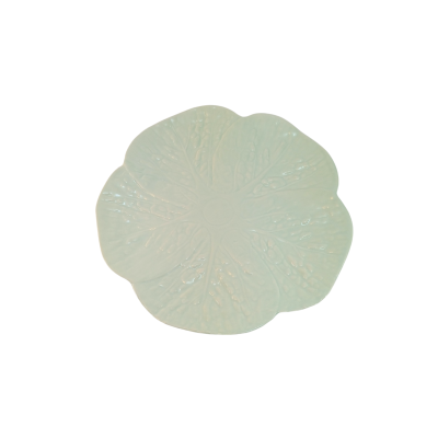 Prato decorativo verde-água em forma de folha com relevo