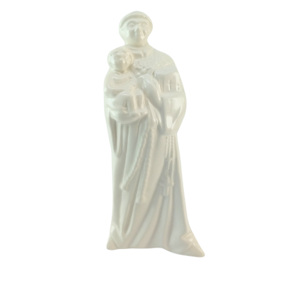 Estatueta branca de figura religiosa em cerâmica segurando uma criança