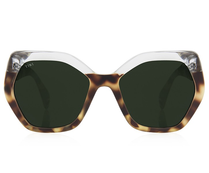 Óculos de sol com armação tartaruga e lentes verdes