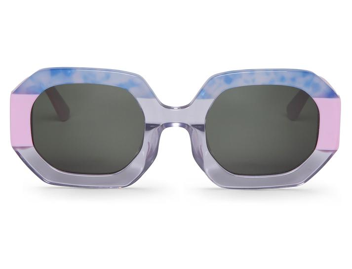 Óculos de sol roxos transparentes com detalhes azuis e rosa e lentes escuras