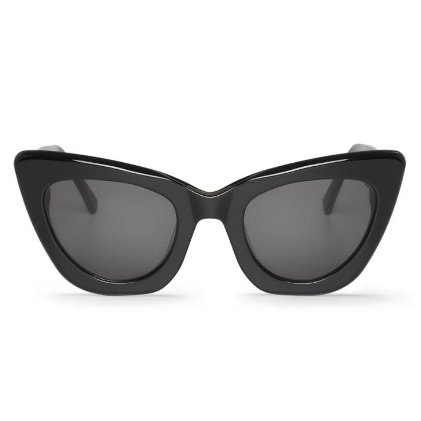 Óculos de sol pretos formato gatinho com lentes escuras