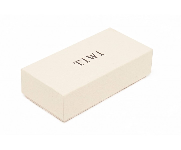 Caixa retangular creme com logotipo TIWI no topo