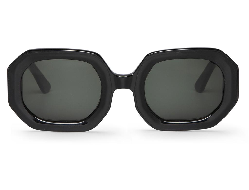 Óculos de sol preto com lentes escuras e forma octogonal