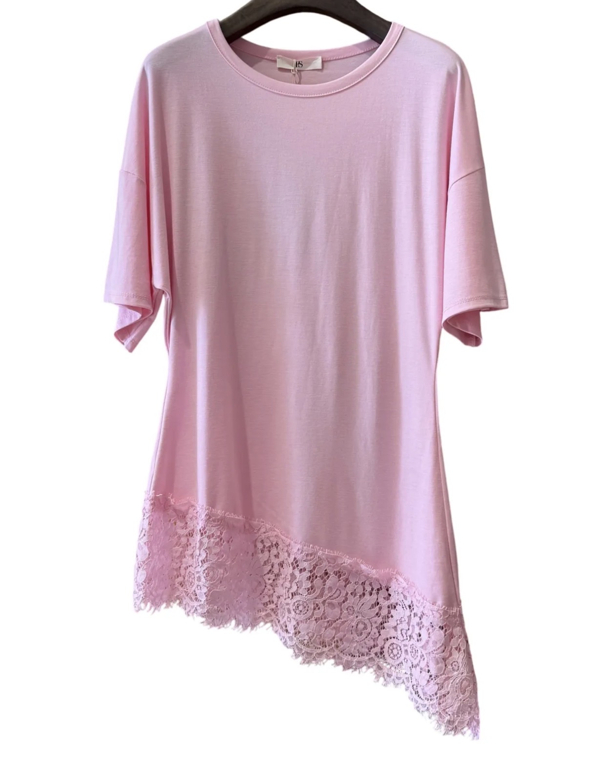 T-shirt rosa claro com renda floral na bainha