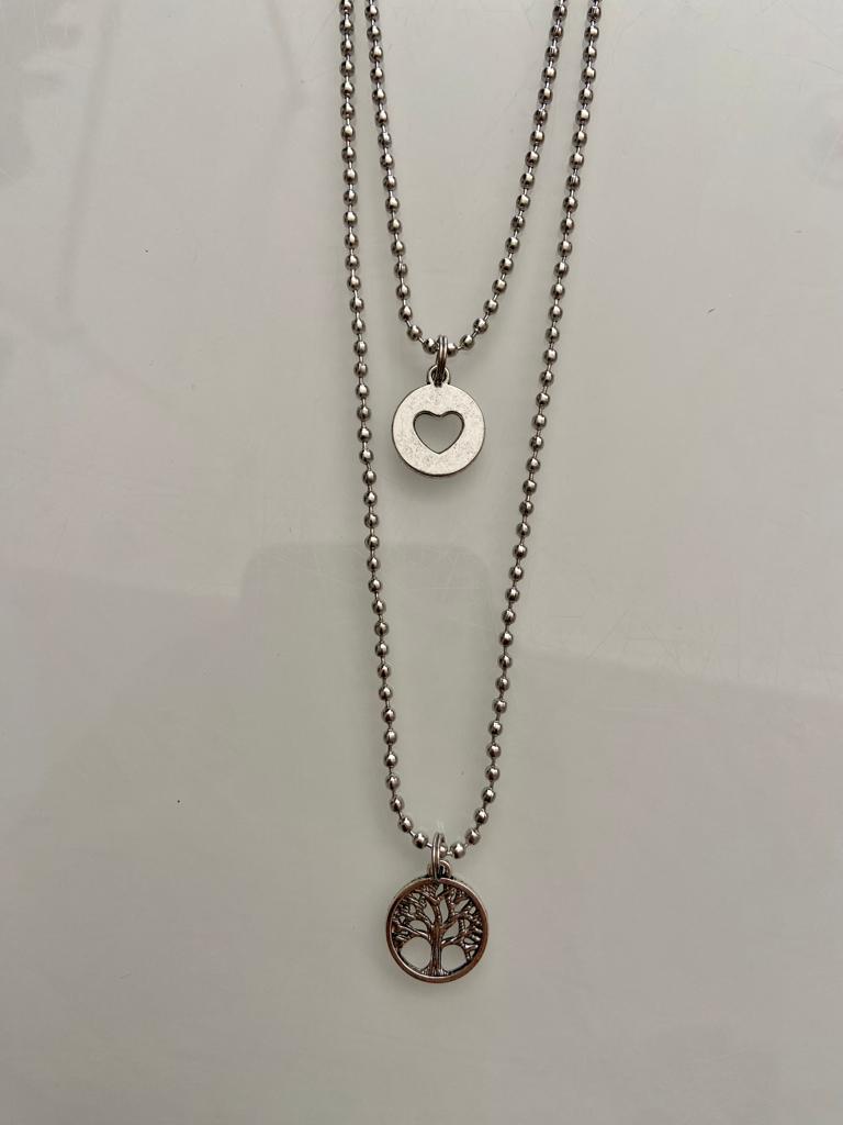 Colar duplo prateado com coração e árvore da vida