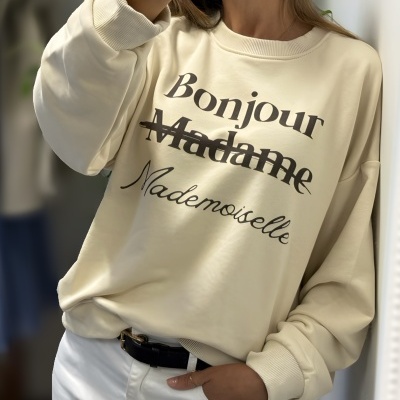 Sweatshirt creme com texto Bonjour Madame riscado e Mademoiselle