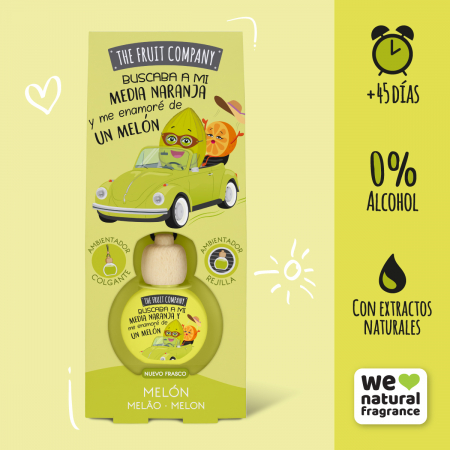 Embalagem verde claro de aromatizador pendente com ilustração de melão e laranja no carro