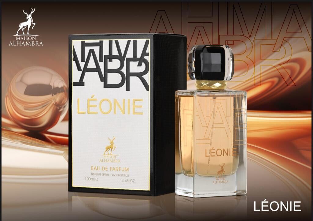 Frasco de perfume Léonie da Maison Alhambra com caixa e fundo abstrato dourado