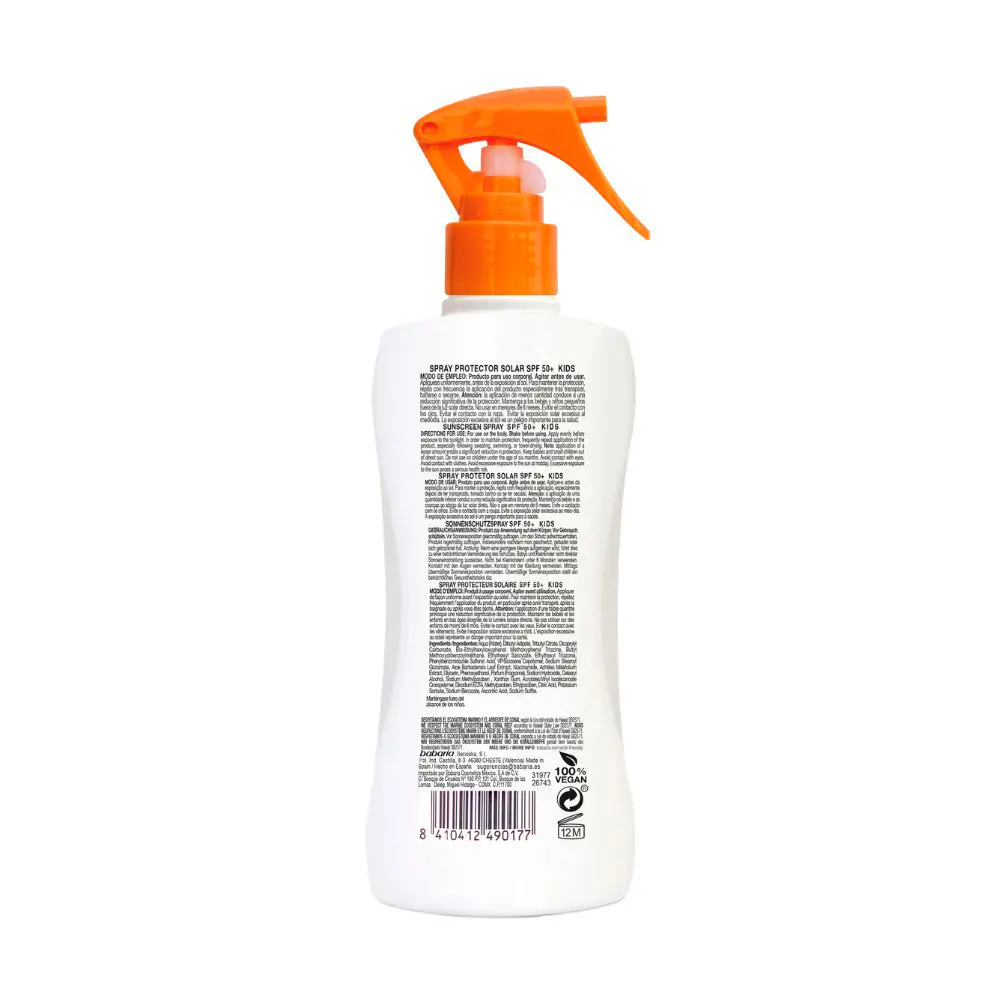 Frasco branco de protetor solar com pulverizador laranja e texto atrás