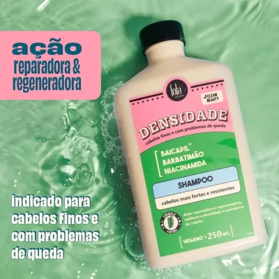 Frasco de champô Oba Clean Beauty para cabelos finos e com queda com rótulo rosa e verde