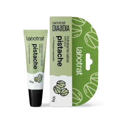 Hidratante labial Labotrat pistache em tubo verde claro e branco com texto e ilustração de pistaches
