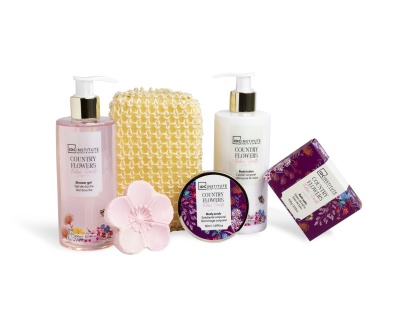 Conjunto de produtos cosméticos IDC Institute Country Flowers com gel de duche, loção corporal, esfoliante, sabonete em forma de flor, esponja e sabonete embalado.