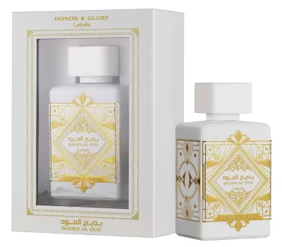 Frasco de perfume branco com detalhes dourados e caixa correspondente