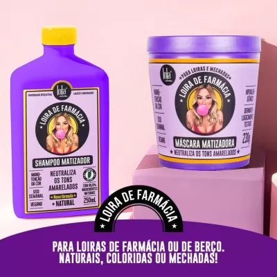 Produtos shampoo e máscara matizadora para cabelos loiros com embalagem roxa
