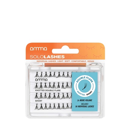 Pestanas Postiças Com Nó Sololashes Amma - Double Flare S Conjunto de pestanas individuais pretas AMMA Solo Lashes em embalagem plástica transparente com rótulos laranja e azul