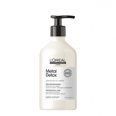 Frasco branco com doseador preto de produto Metal Detox da L'Oréal Professionnel