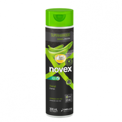 Frasco de champô Novex Superhairfood banana + proteína em fundo branco
