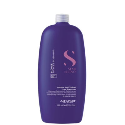 Frasco roxo de shampoo Alfaparf Semi di Lino Blonde Perfection