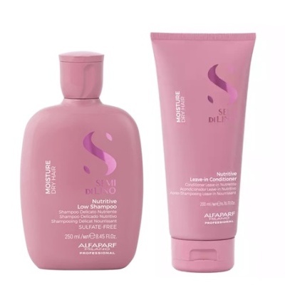 Frasco rosa de shampoo e tubo rosa de condicionador da ALFAPARF PROFESSIONAL