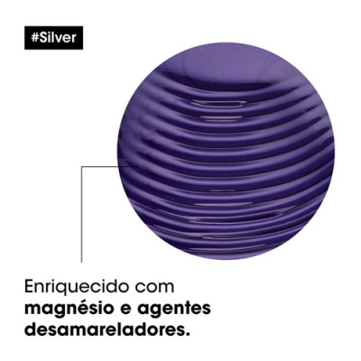 Superfície roxa texturizada com texto promocional e etiqueta #Silver