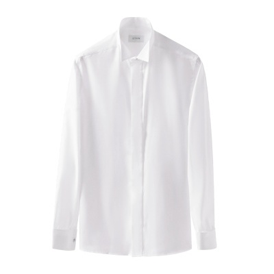 Camisa masculina branca de manga comprida com botões ocultos e etiqueta ETON