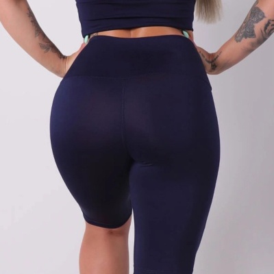Calções desportivos azuis escuros de mulher com cós alto