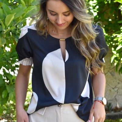 https://www.amelymoda.com/product/blusa-isabel
