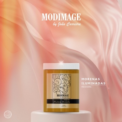 Frasco amarelo da máscara de cabelo MODIMAGE para morenas iluminadas com tampa branca sobre suporte branco.